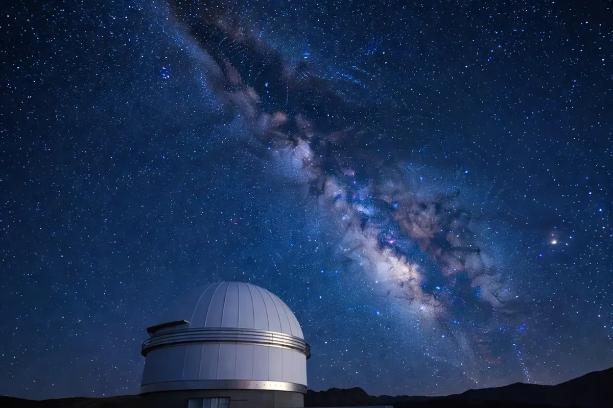 Un cometa brillante se acerca al Sol: cómo observarlo