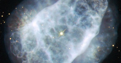 NGC 6153, una nebulosa rica en nitrógeno