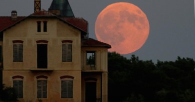 La Luna llena desde Tasos, Grecia