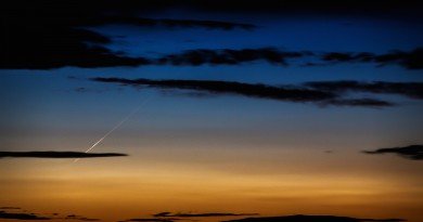 Una perseida al atardecer en Aberdeenshire, Escocia