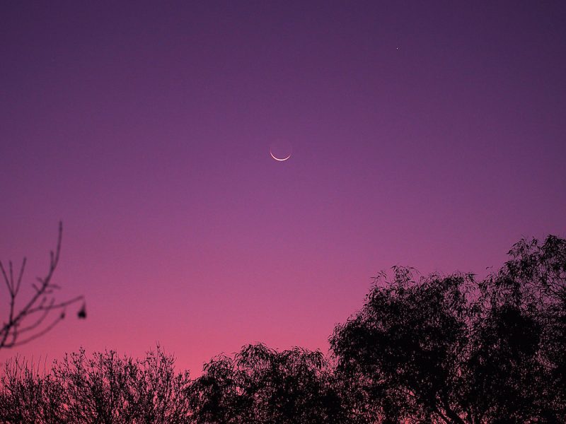 La Luna al atardecer en Australia