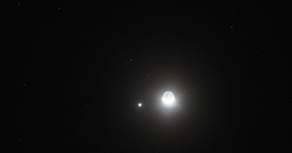 Venus y la Luna desde Jamaica