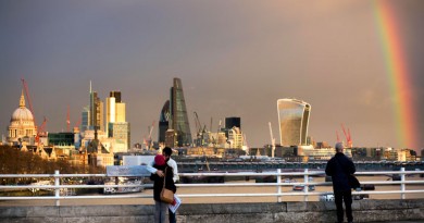 Foto de un arcoíris desde Londres, Inglaterra