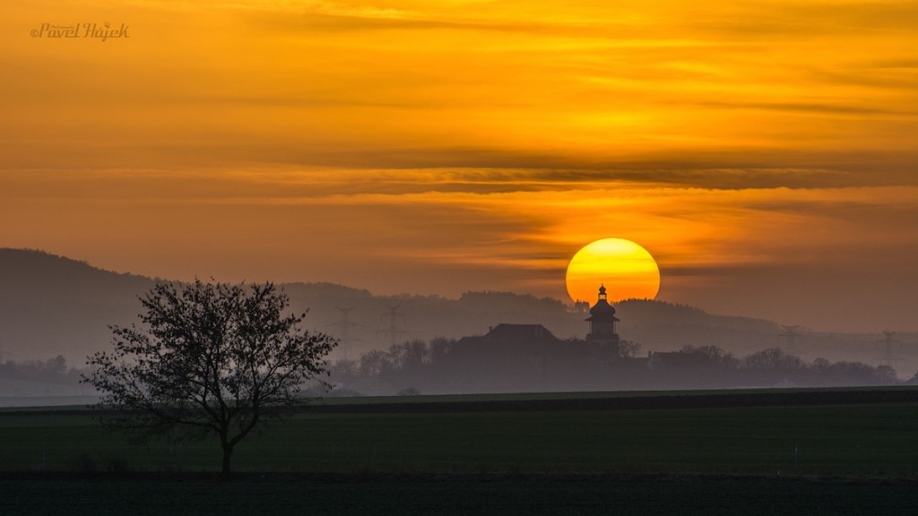 La puesta de Sol desde Louny, República Checa