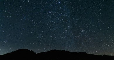 Una gemínida y la Galaxia de Andrómeda desde Las Vegas, Nevada (EE. UU.)