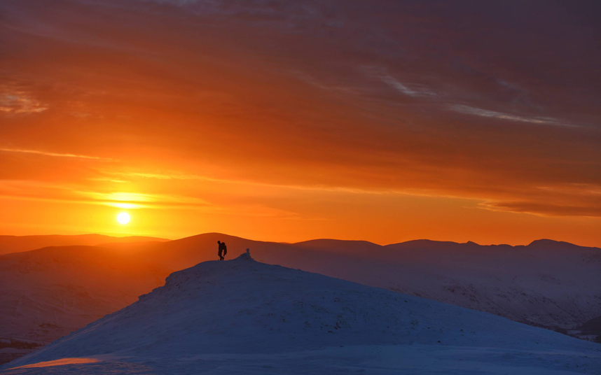El amanecer desde Lake District, Inglaterra