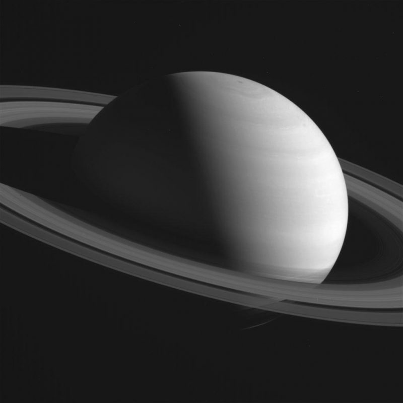 Imagen de Saturno tomada por la sonda Cassini (25-febrero-2016)