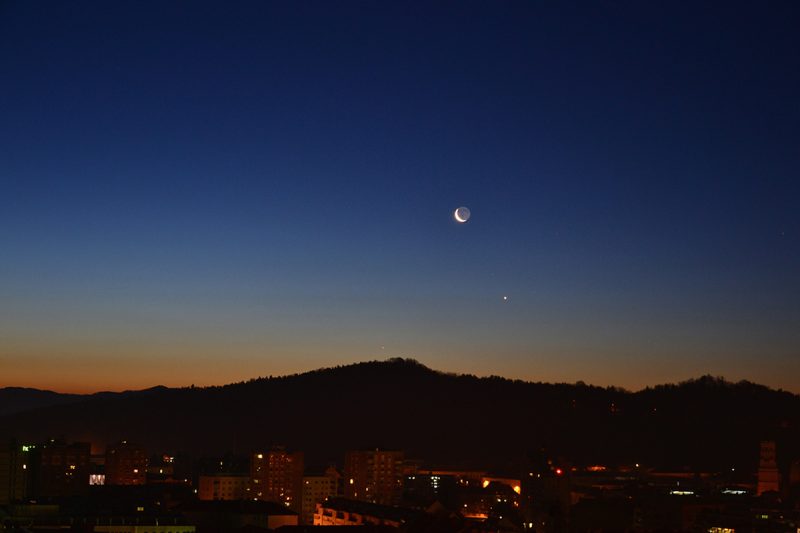 La Luna, Venus y Mercurio desde Eslovenia