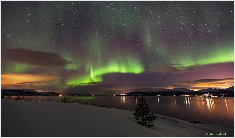 Las Pléyades y auroras boreales desde Noruega