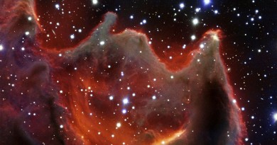 Las enormes fauces del glóbulo cometario CG4