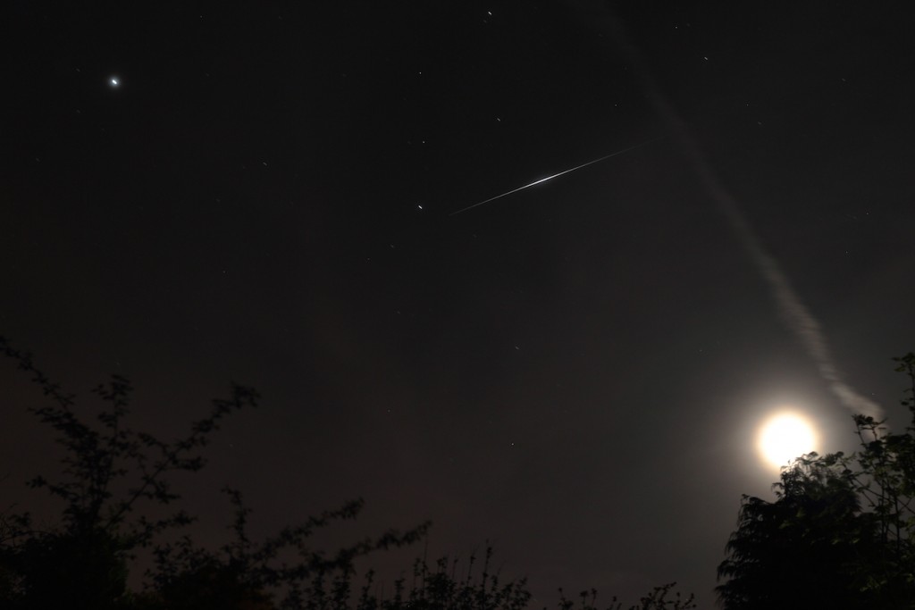 Júpiter, Regulus, la Luna y un satélite Iridium