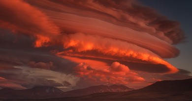 Nubes lenticulares desde San Pedro de Atacama (Chile)