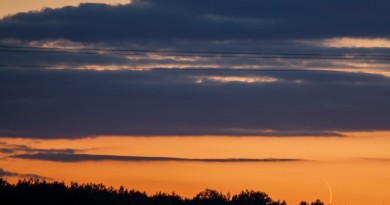 La Luna al atardecer desde Polonia