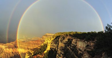 Arcoíris doble circular desde el Gran Cañón (Estados Unidos)