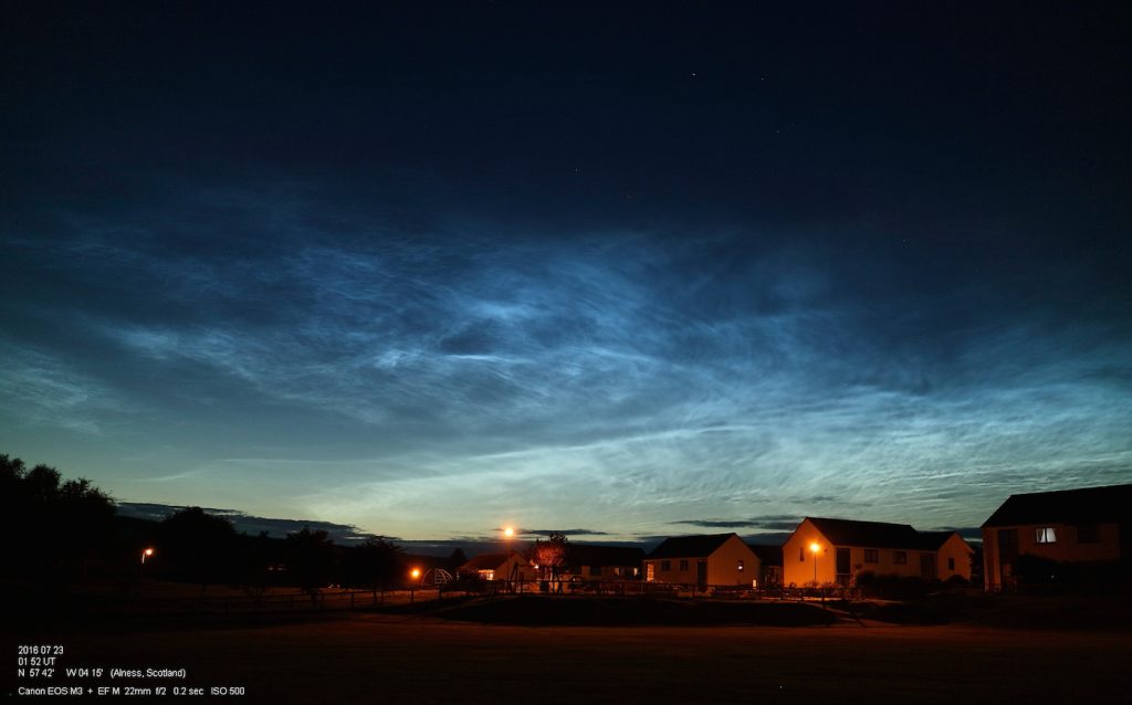 Nubes noctilucentes desde Alness, Escocia