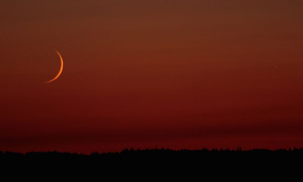 La Luna y Mercurio desde Oregón, Estados Unidos