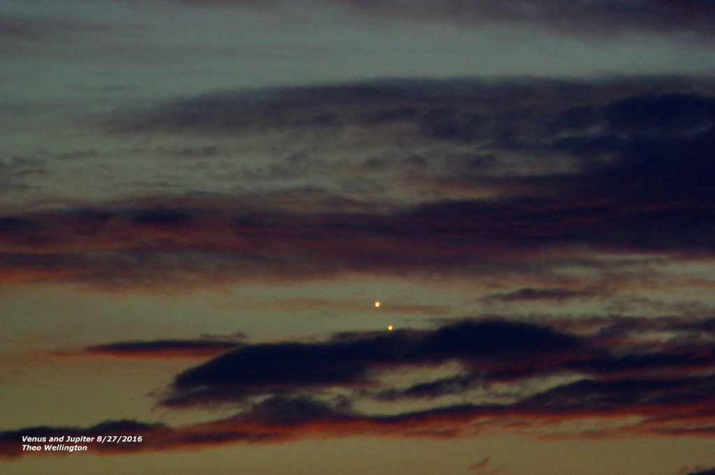 Theo-Wellington-20160827_Venus_Jupiter_close_sm_1472359904