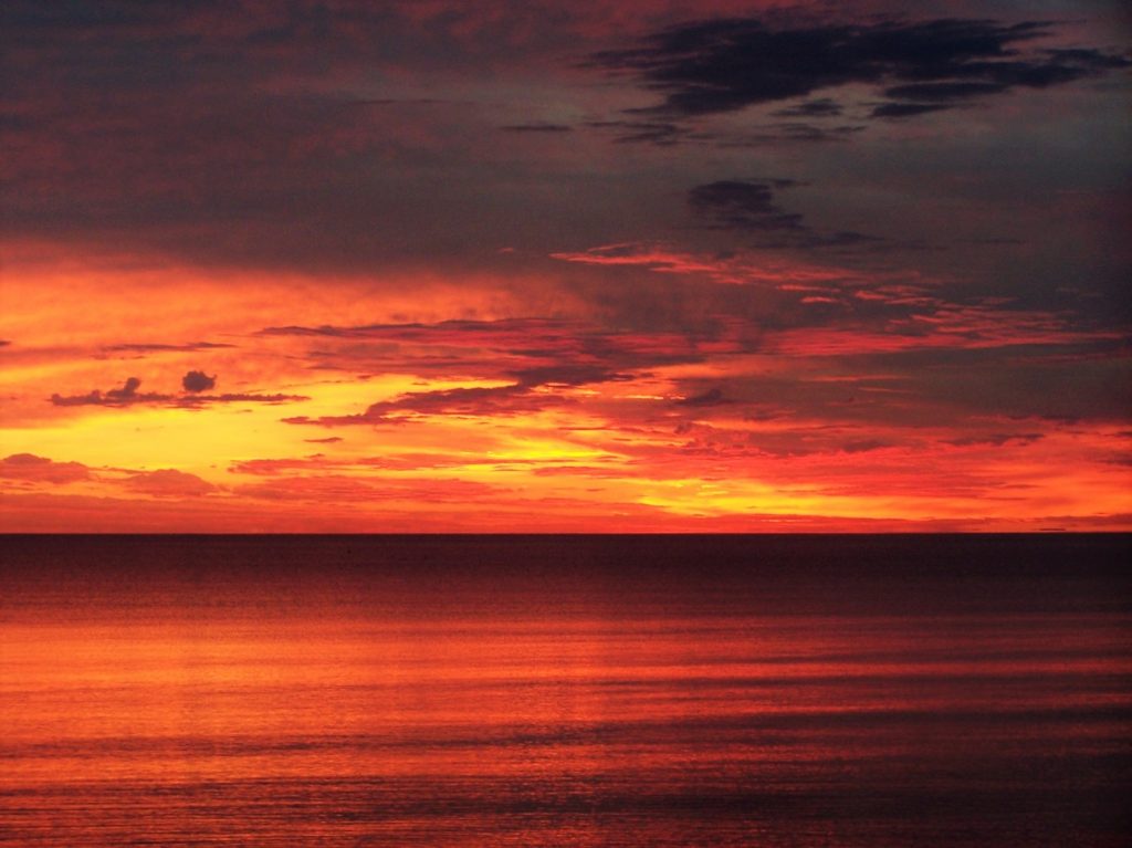 El amanecer en el Lago Superior (Minnesota, Estados Unidos)