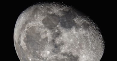 La Luna y Aldebarán desde Arizona, Estados Unidos