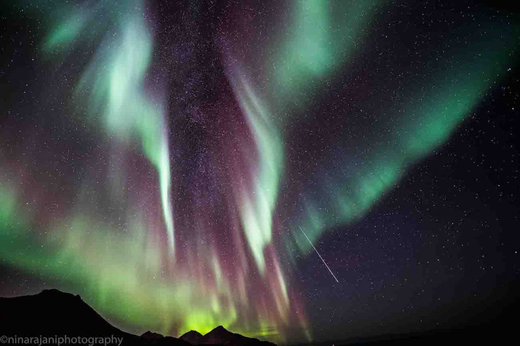 Auroras boreales y una oriónida desde Tromsø, Noruega
