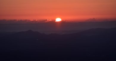 La salida del Sol desde Tochigi, Japón