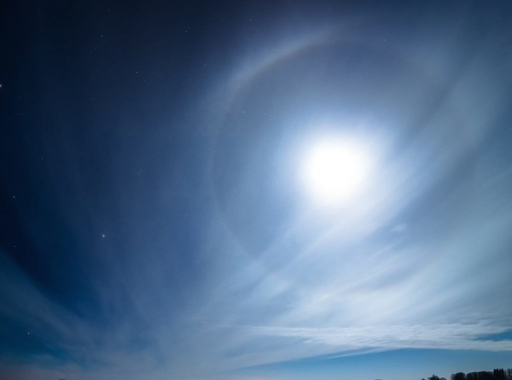 Halo lunar desde Vabalninkas, Lituania