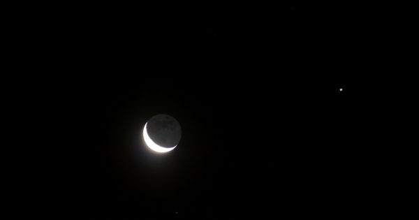La Luna y Júpiter desde Essex, Inglaterra