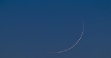 La Luna creciente desde Maine, Estados Unidos