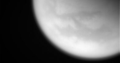 Imagen de Titán tomada por la sonda Cassini