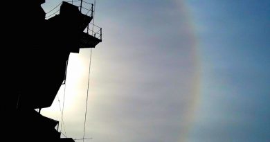 Foto de un halo solar desde California, Estados Unidos