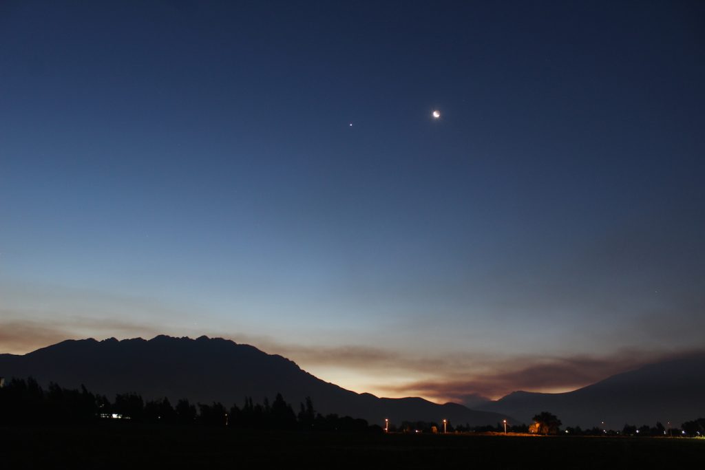 La conjunción de la Luna y Venus desde San Felipe, Chile