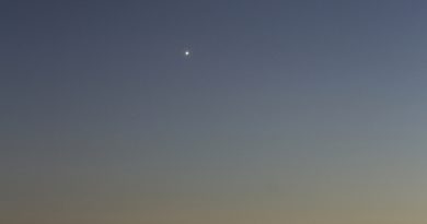 La Luna y Venus desde Emmerich am Rhein, Alemania
