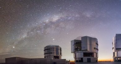 La Vía Láctea sobre el Observatorio Paranal (Chile)