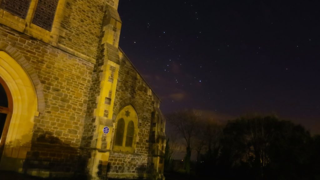 La constelación de Orión desde Gales, Reino Unido