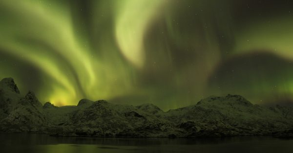 Auroras boreales desde las islas Lofoten, Noruega