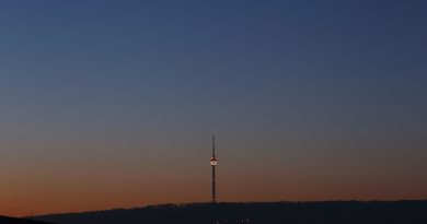 Mercurio y Saturno al amanecer en Stuttgart, Alemania