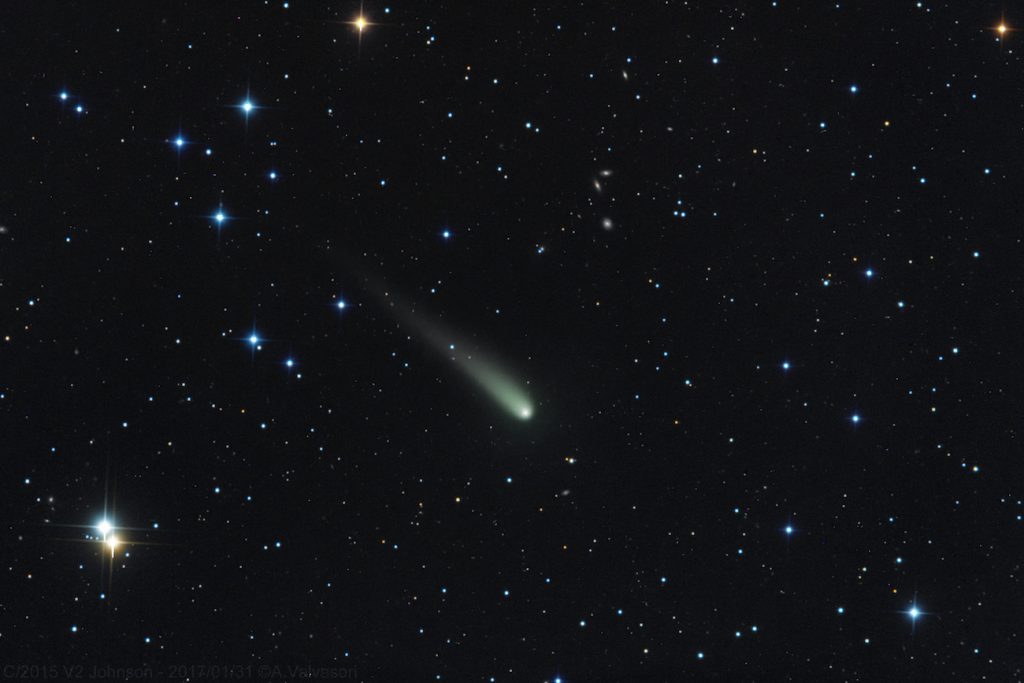 Fotografía del Cometa C/2015 V2 (Johnson)