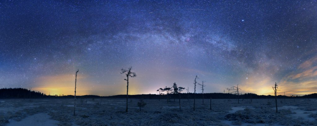 La Vía Láctea desde Inari, Finlandia