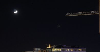 La conjunción de la Luna, Venus y Marte desde Canadá