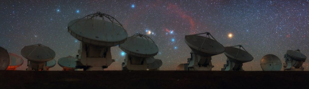 La constelación de Orión desde el Observatorio ALMA (Chile)