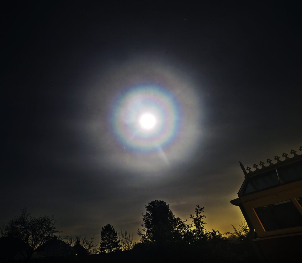 Una corona lunar desde Haversham, Inglaterra