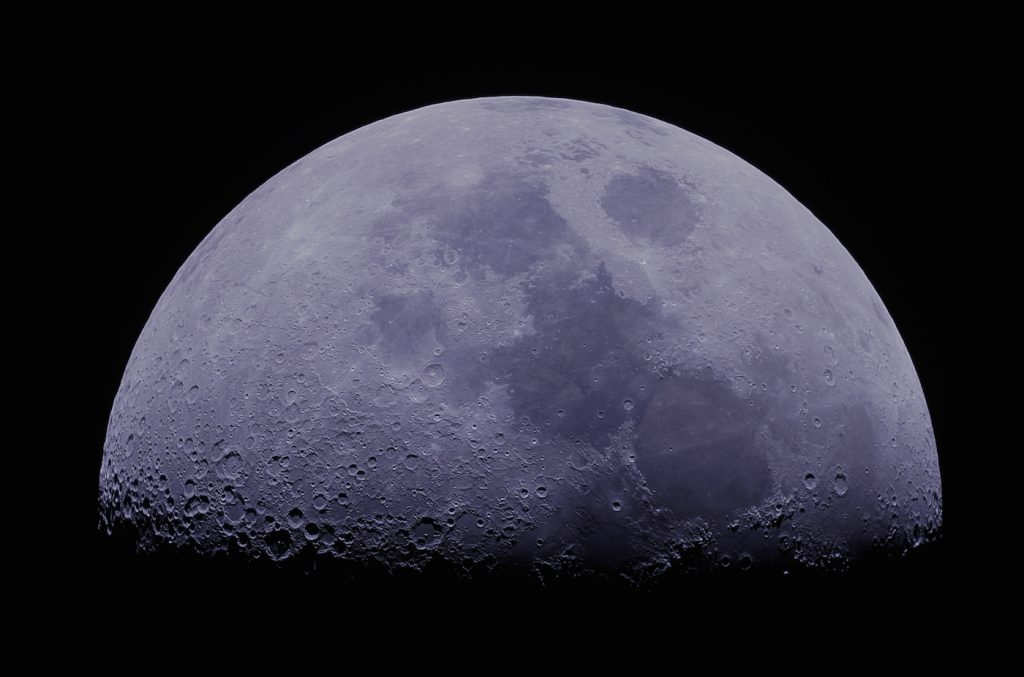 Fotografía de la Luna tomada desde Israel
