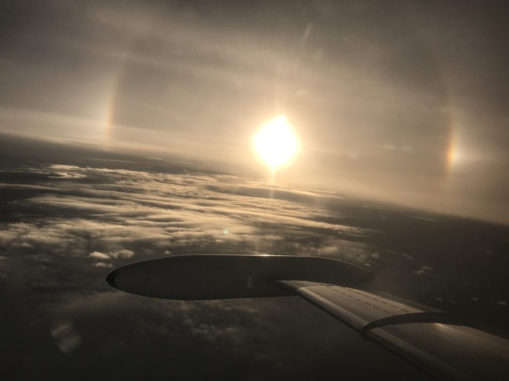Halo solar desde un avión sobre Florida, Estados Unidos