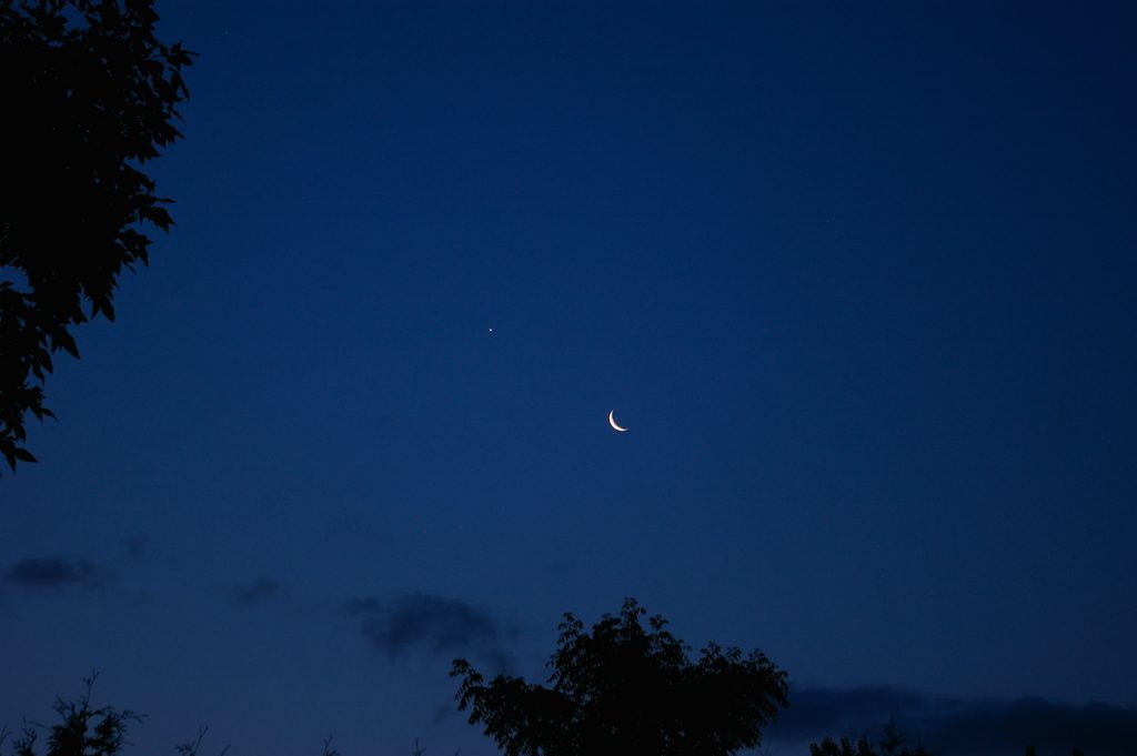 La Luna y Venus desde Ontario, Canadá