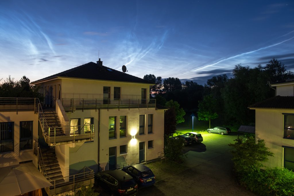 Nubes noctilucentes desde Greifswald, Alemania