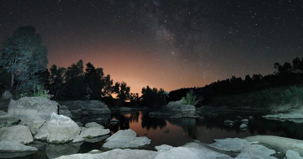 La Vía Láctea desde Lagunas de Ruidera, España