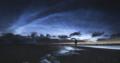 Nubes noctilucentes desde Nykøbing Mors, Dinamarca