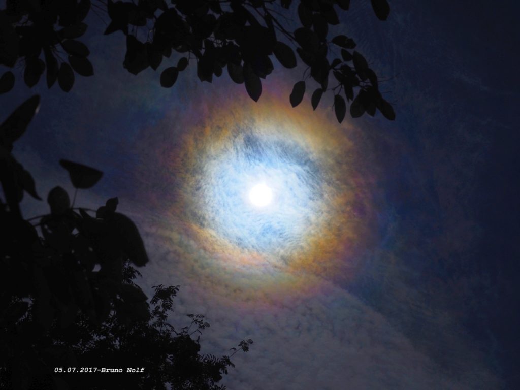 Nubes iridiscentes desde Otegem, Bélgica