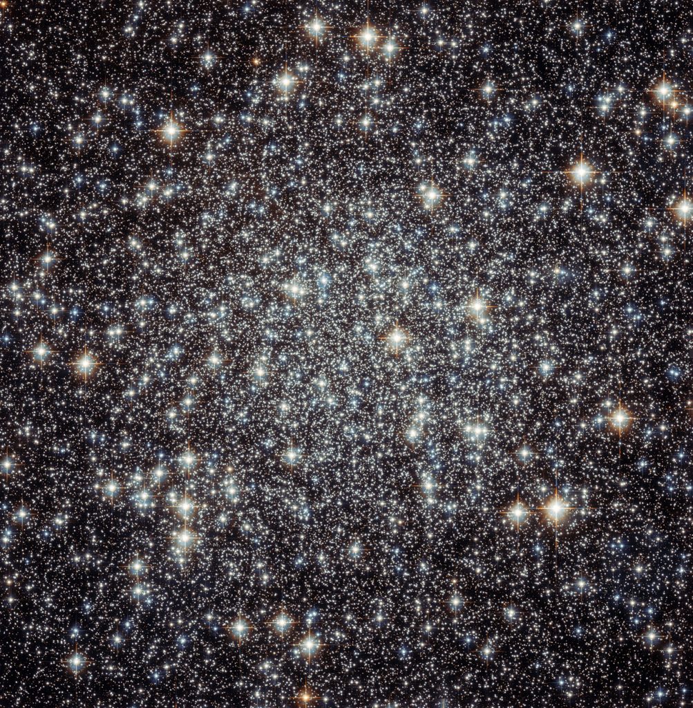 La superpoblación de estrellas en el núcleo de Messier 22