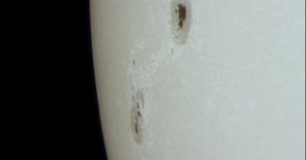 Imagen de la región activa 2674 en el Sol